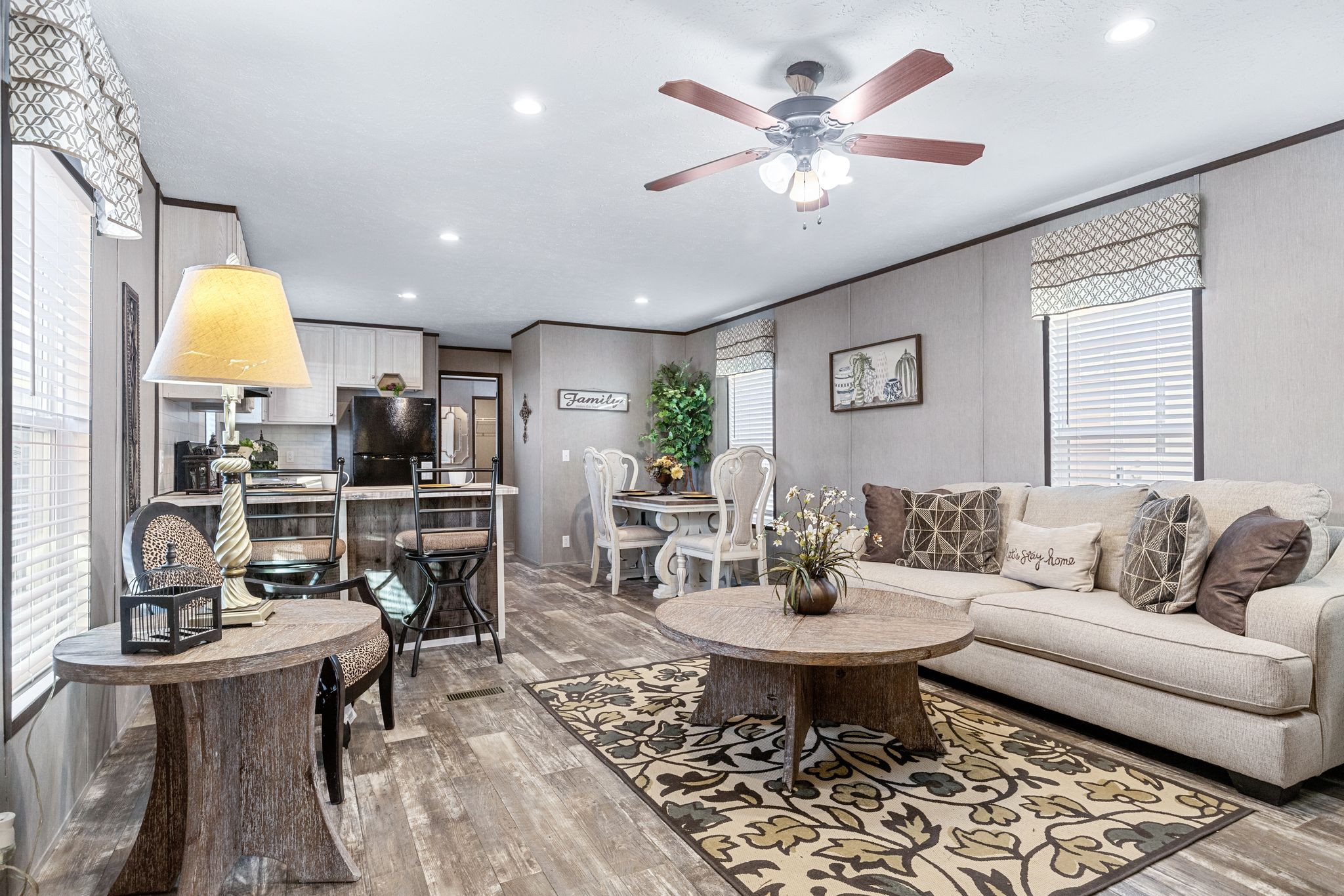 Single Wide Mobile Home Models | Bossier City, LA | Greg Tilley's Bossier Mobile  Homes, INC., image size:2048x1365