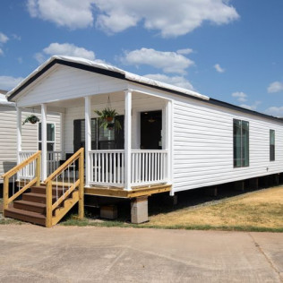 Model 14 The Lodge | Greg Tilley's Bossier Mobile Homes, INC.